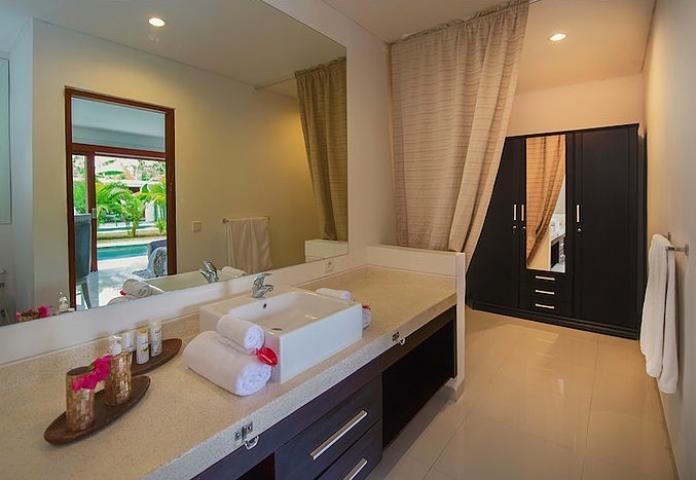 Moonlight Villa Bali Nusa Dua  Zewnętrze zdjęcie